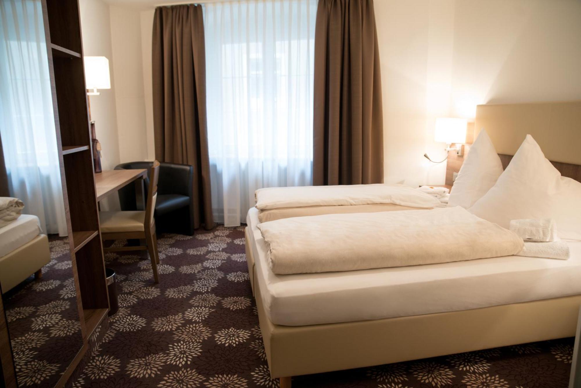 Brutsches Rebstock Hotel Laufenburg Kamer foto